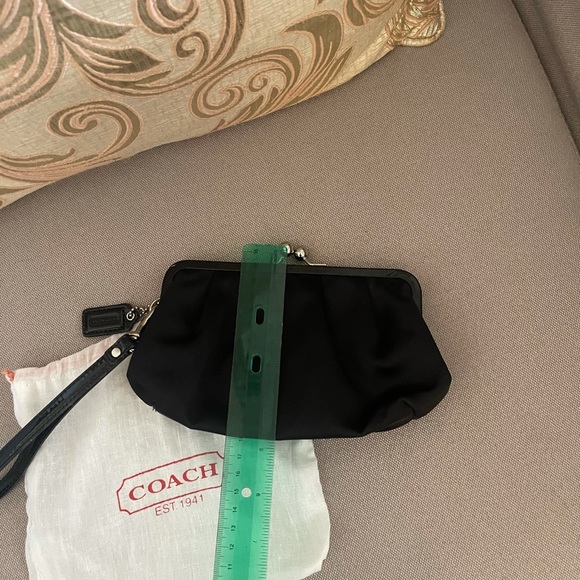 *Accepting Offers!* COACH black wristlet - Picture 4 of 14